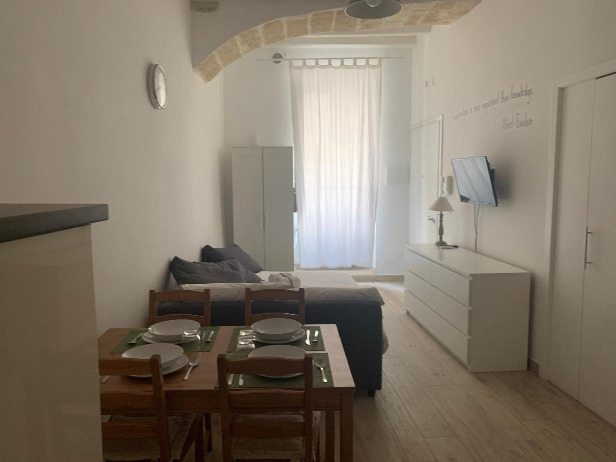 トラーニCasa Morola Monolocaleアパートメント エクステリア 写真